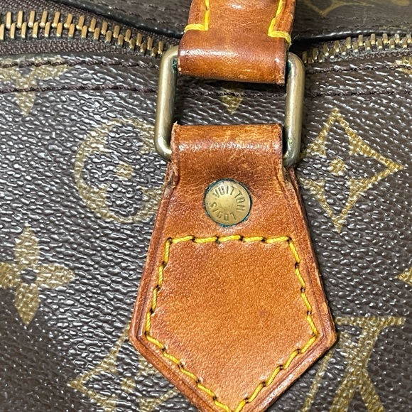 Vintage Louis Vuitton Speedy 30 Hand Bag. GREAT condition. - Picture 7 of 10
